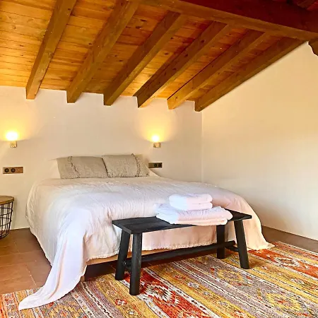 El Cuento De La Encina. Un Espacio Sentir Chalet Majaelrayo