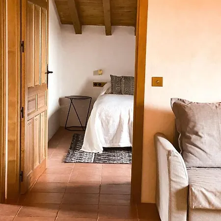 El Cuento De La Encina. Un Espacio Sentir Chalet Majaelrayo